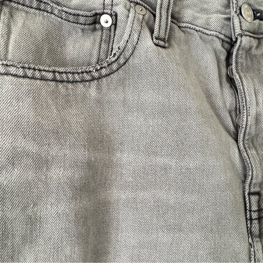 Madewell Relaxed High Rise Denim Shorts in Bienville Wash Size 29 - Picture 4 of 8